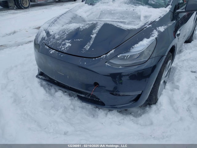 7SAYGDEE5RF990638 Tesla Model Y