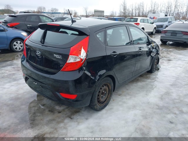 KMHCT5AE1FU212785 Hyundai ACCENT GS