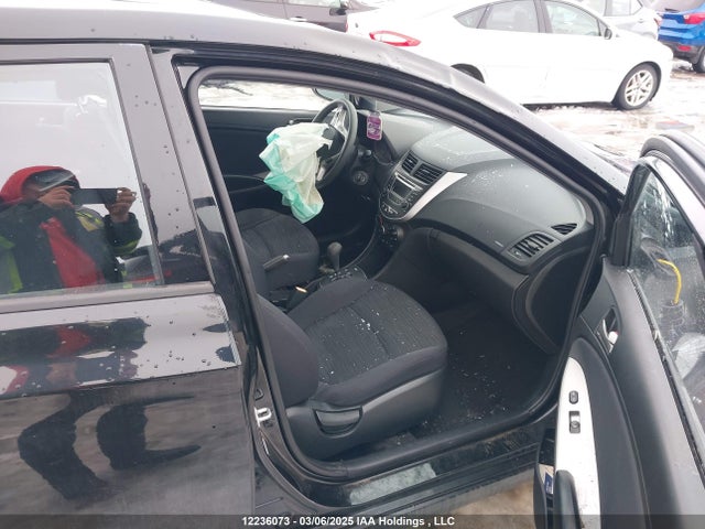 KMHCT5AE1FU212785 Hyundai ACCENT GS