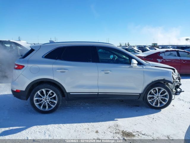 5LMCJ2D90HUL14498 Lincoln MKC SELECT
