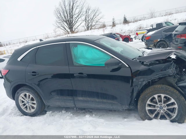 Ford ESCAPE SE 2022 1FMCU9G62NUB18062 Image 13