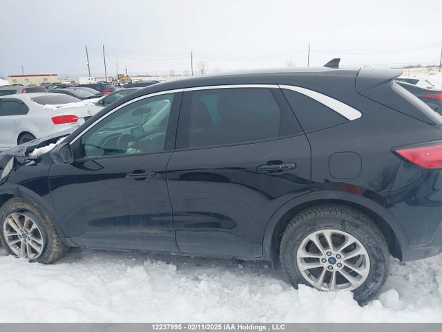 Ford ESCAPE SE 2022 1FMCU9G62NUB18062 Image 14