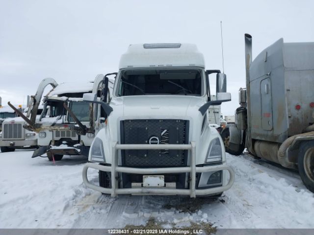 4V4NC9EHXPN329094 Volvo VNL