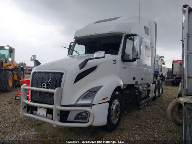4V4NC9EHXPN329094 Volvo VNL