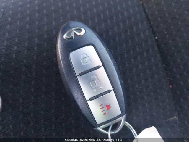 JN1BJ0RR2GM261434 Infiniti 2016
