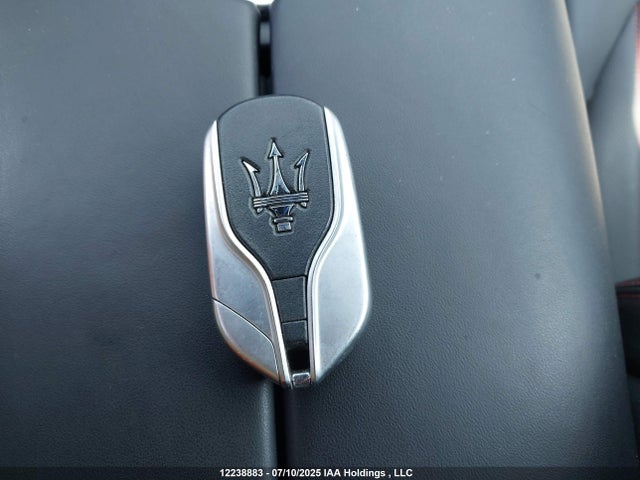 ZN661YUM6NX407109 Maserati m156e