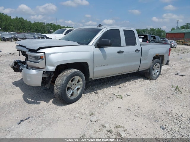 Chevrolet Silverado K1500 Custom 2016 1GCVKPEC6GZ213276 Image 2