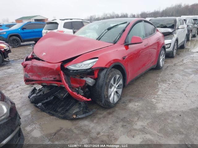 7SAYGAEE2NF393732 Tesla Model Y