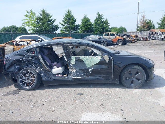5YJ3E1EB6NF311066 Tesla MODEL 3