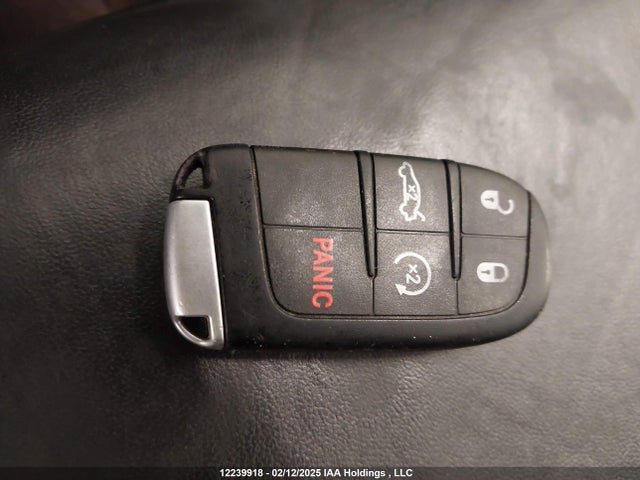 2C3CCARG9GH244119 Chrysler 2016