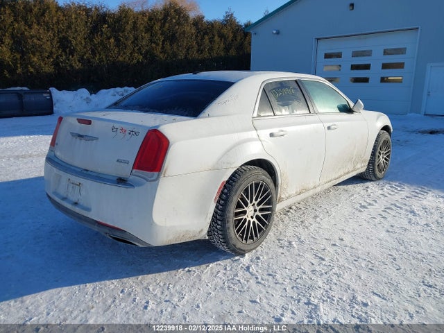 2C3CCARG9GH244119 Chrysler 2016