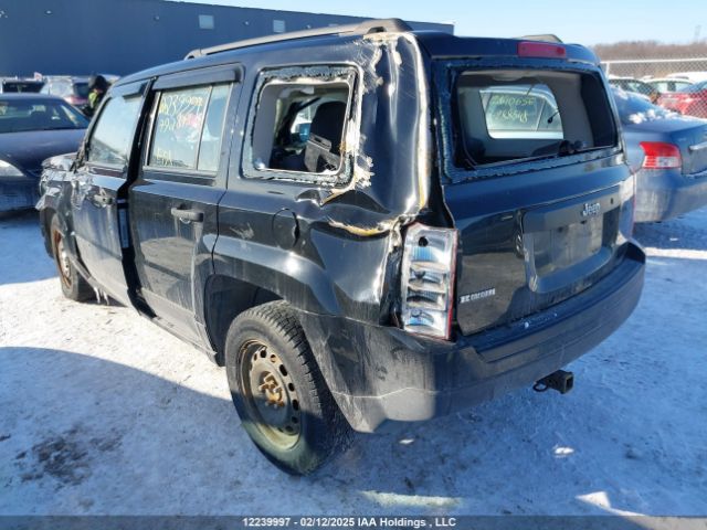 1C4NJPAA8GD792873 Jeep Patriot