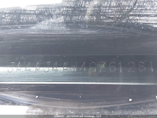 JA4AJ4AW4GZ612844 Mitsubishi Rvr Gt