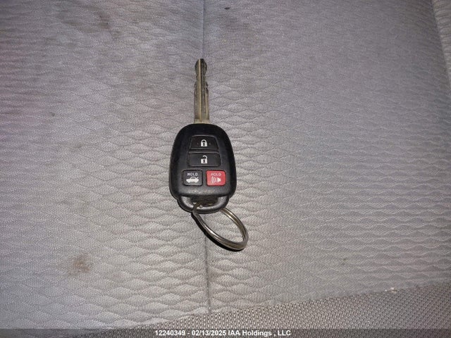 2T1BURHE4GC523992 Toyota Corolla