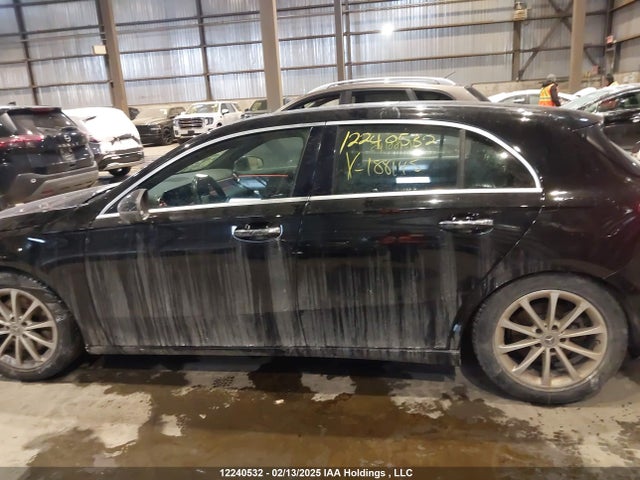 W1K3F4HB2LJ188145 Mercedes-Benz A-Class