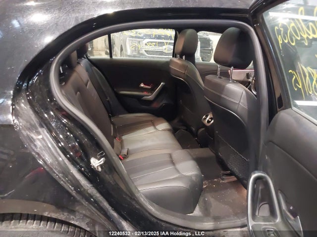 W1K3F4HB2LJ188145 Mercedes-Benz A-Class