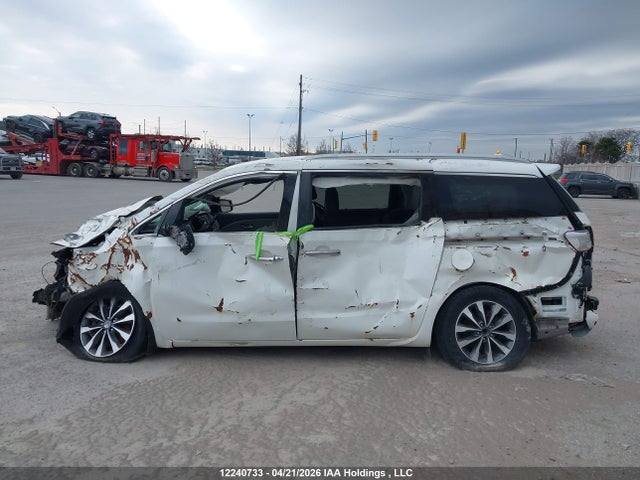 Продажа на аукционе авто 2016 Kia Sedona Sx, vin: KNDMC5C10G6118583, номер лота: 12240733