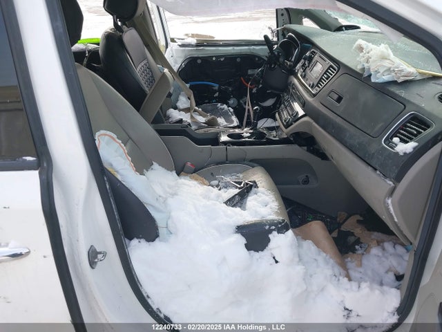 Продажа на аукционе авто 2016 Kia Sedona Sx, vin: KNDMC5C10G6118583, номер лота: 12240733