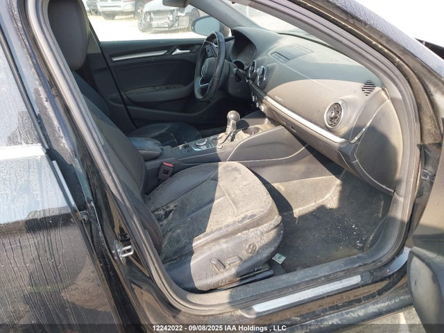 WAUBEGFF6KA115985 Audi A3