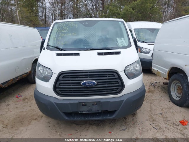 1FTYE1YM8GKA62746 Ford 2016