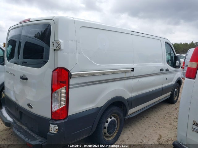 1FTYE1YM8GKA62746 Ford 2016