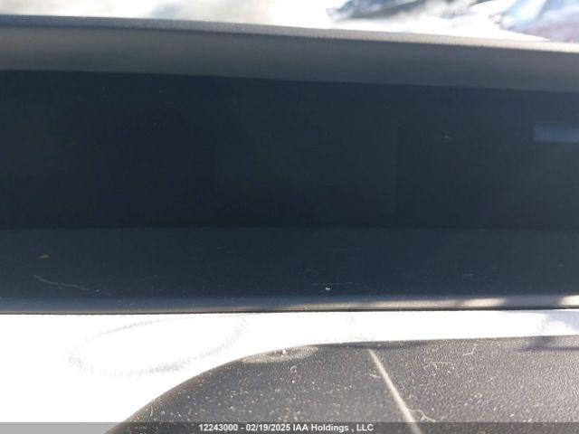 JTDKAMFP7M3164738 Toyota Prius