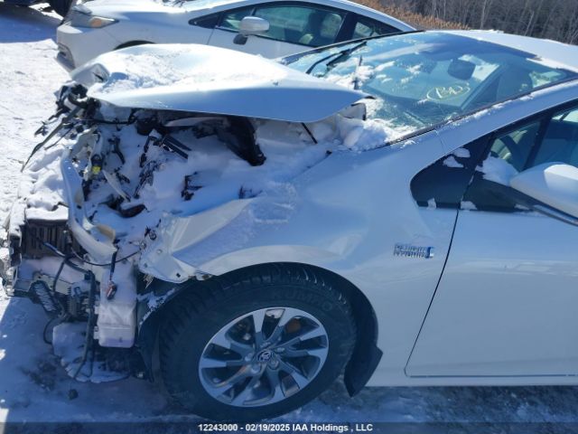 JTDKAMFP7M3164738 Toyota Prius