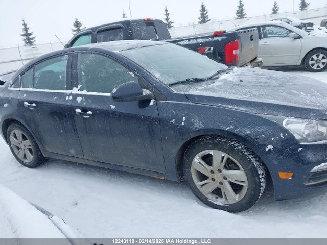 1G1P75SZ4F7271087 Chevrolet Cruze