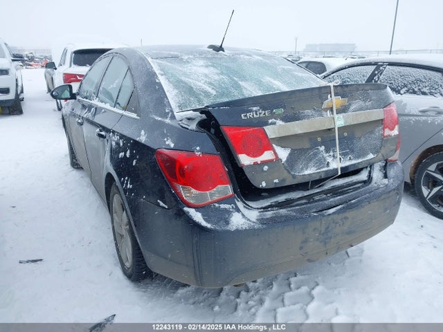 1G1P75SZ4F7271087 Chevrolet Cruze