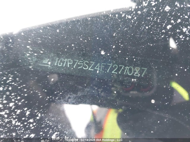1G1P75SZ4F7271087 Chevrolet Cruze