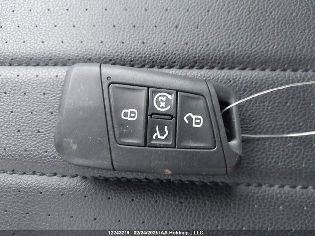 3VV8B7AX1RM160899 Volkswagen tsi