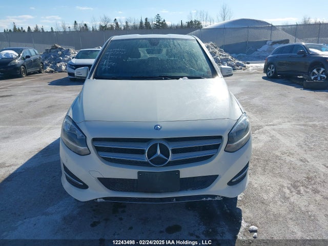 WDDMH4GB7FJ359153 Mercedes-Benz B-Class