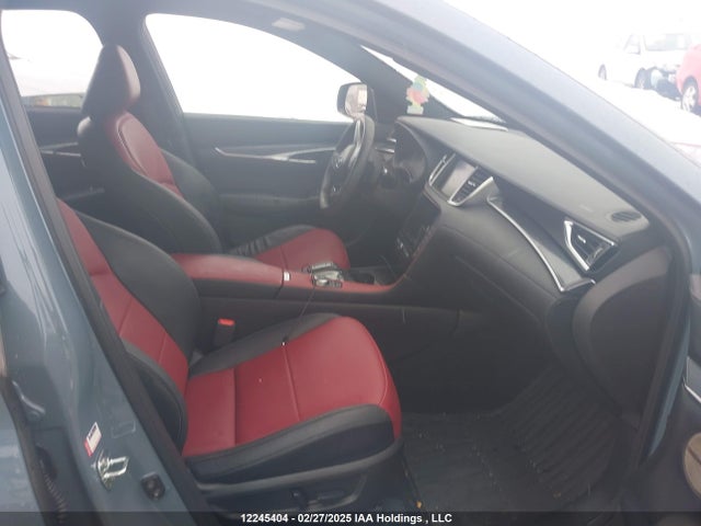 3PCAJ5FB5PF116880 Infiniti QX50