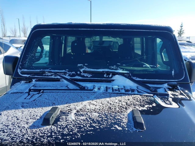1C4HJXEN3MW864900 Jeep 2021