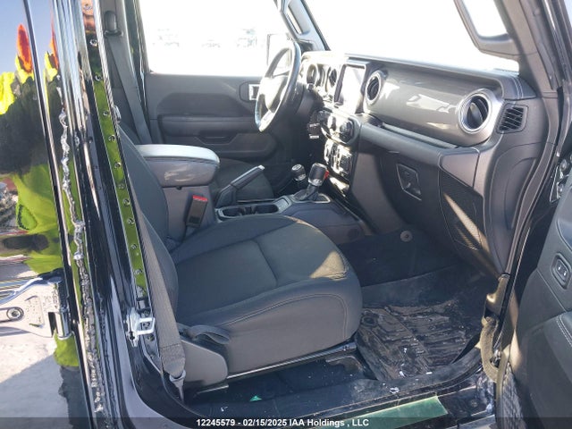 1C4HJXEN3MW864900 Jeep 2021