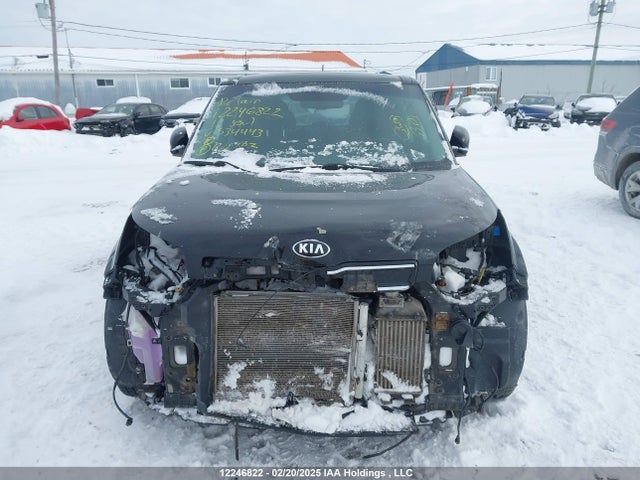 KNDJX3AA4J7534443 KIA g