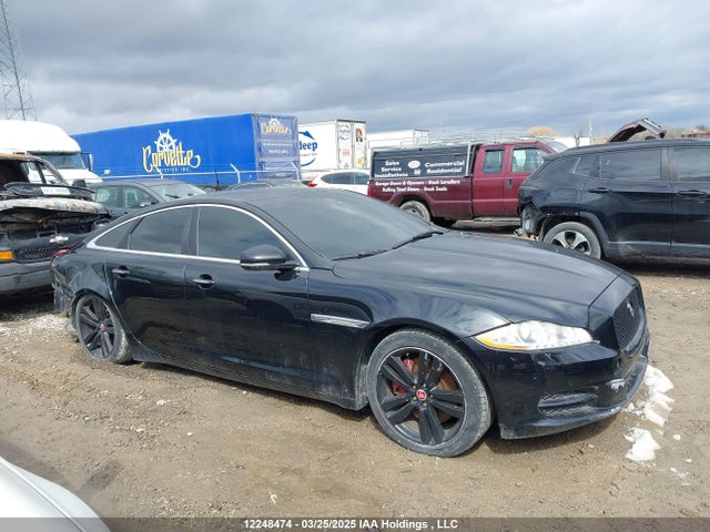 Jaguar s/c ulev 2014 SAJXJ1CD8E8V72444 Image 14