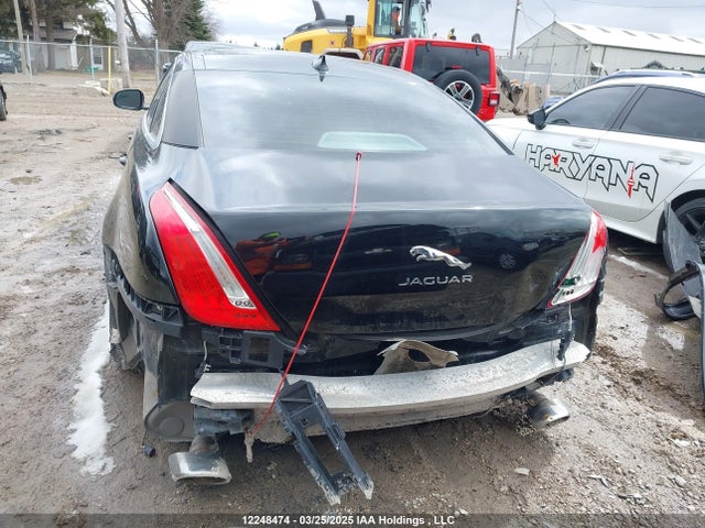 Jaguar s/c ulev 2014 SAJXJ1CD8E8V72444 Image 17