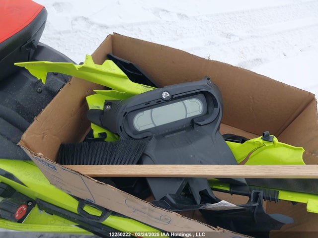 2020 Skidoo  მანქანა იყიდება აუქციონზე, vin: 2BPSDSLM2LV000008, აუქციონის ნომერი: 12250222