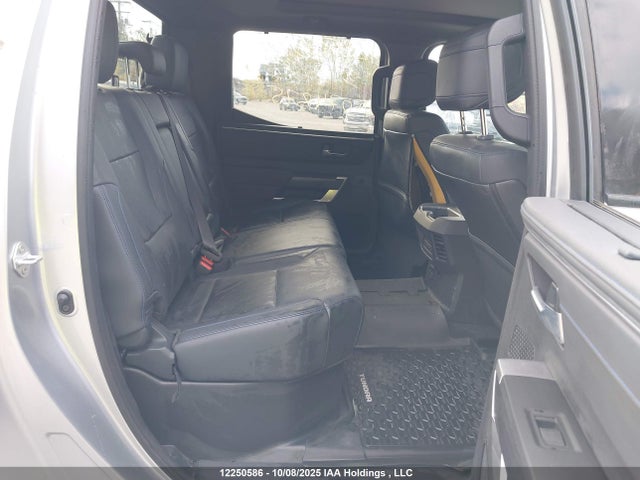 Toyota v35a-fts 2023 5TFNA5DB6PX074875 Image 8