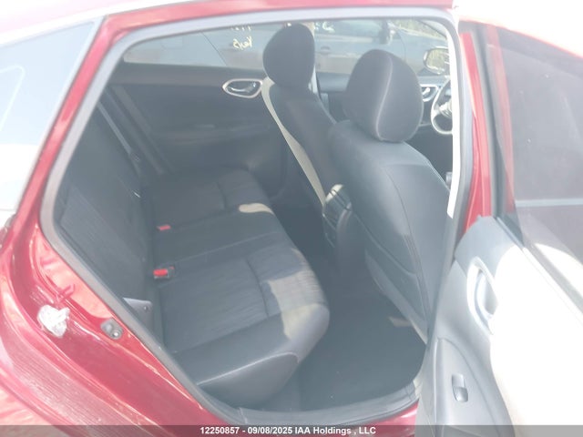 3N1AB7AP7JY281372 Nissan Sentra
