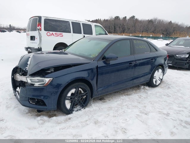 WAUAUGFF1H1046484 Audi A3