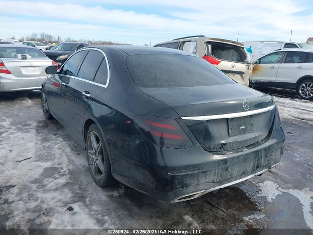 WDDZF6GB7JA396557 Mercedes-Benz m276