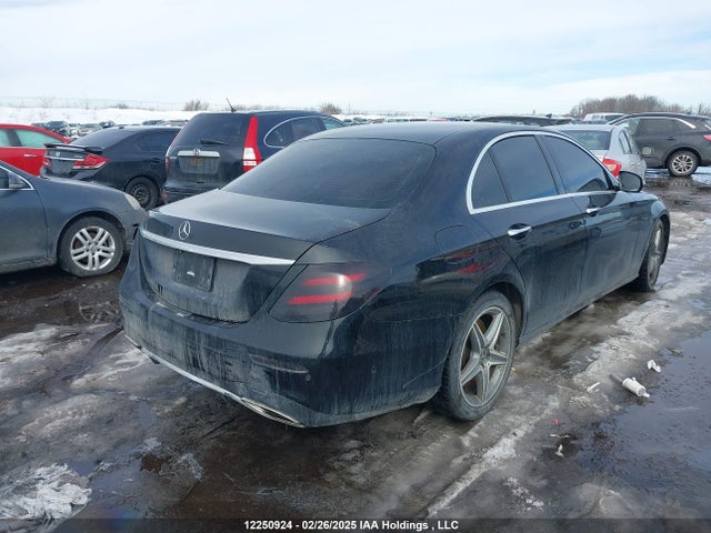 WDDZF6GB7JA396557 Mercedes-Benz m276