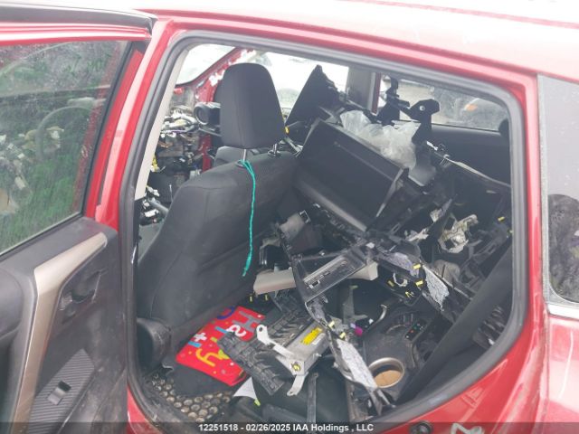 2T3ZFREV0FW221715 Toyota RAV4 LE