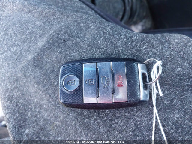 KIA dohc gdi nu 2014 KNDJX3A58E7074440 Image 11