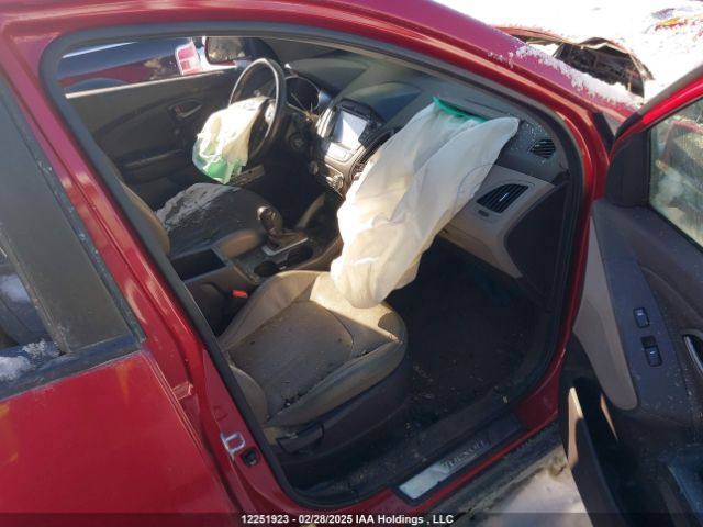 KM8JUCAG9EU807568 Hyundai Tucson Limited