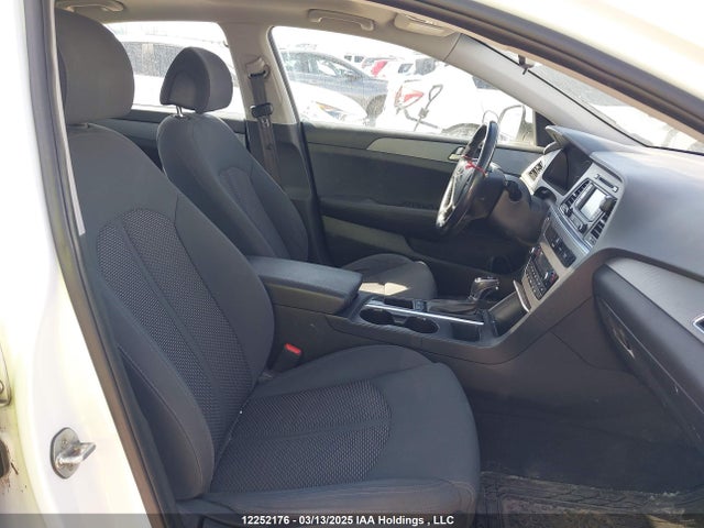 5NPE24AFXHH511787 Hyundai Sonata