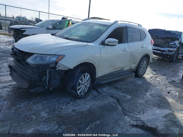 5N1AT2MV0JC737157 Nissan Rogue