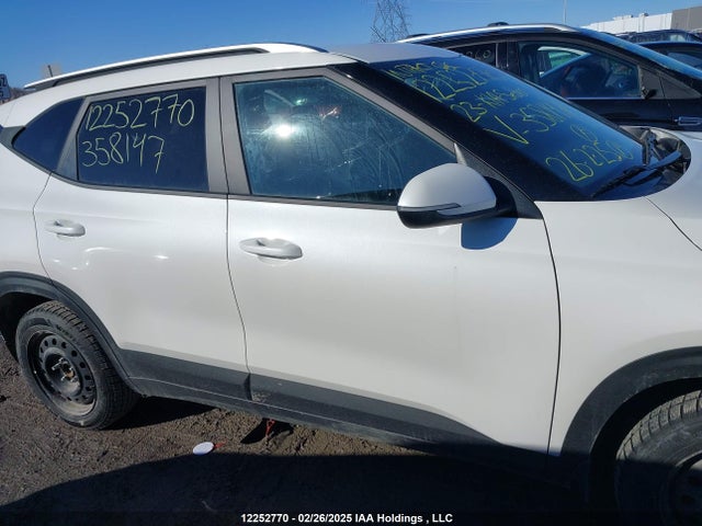 KNDEP2AA1P7358147 KIA nu